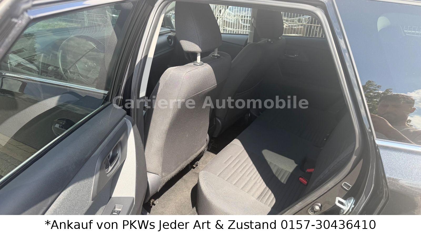 Toyota Auris 2015 — photo 32