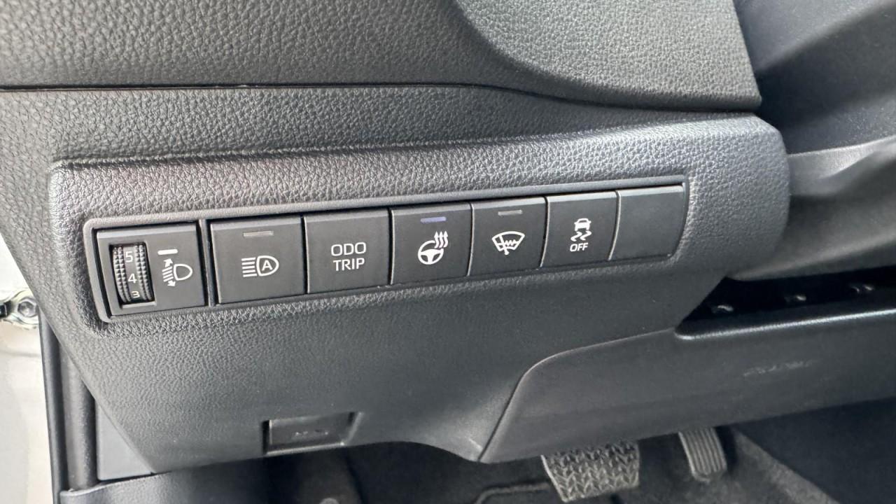 Suzuki Swace 1.8 Hybrid Comfort + NAV+SHZ+LHZ+RFS+ACC