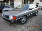 Audi 100 100 2,2E,  Sondermodell 'Komfort' - Audi 100: Limousine