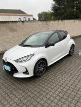 Toyota Yaris 1.5-l-VVT-i Hybrid 130 CVT GR SPORT GR... - gebrauchte Toyota Yaris aus dem Jahr 2024
