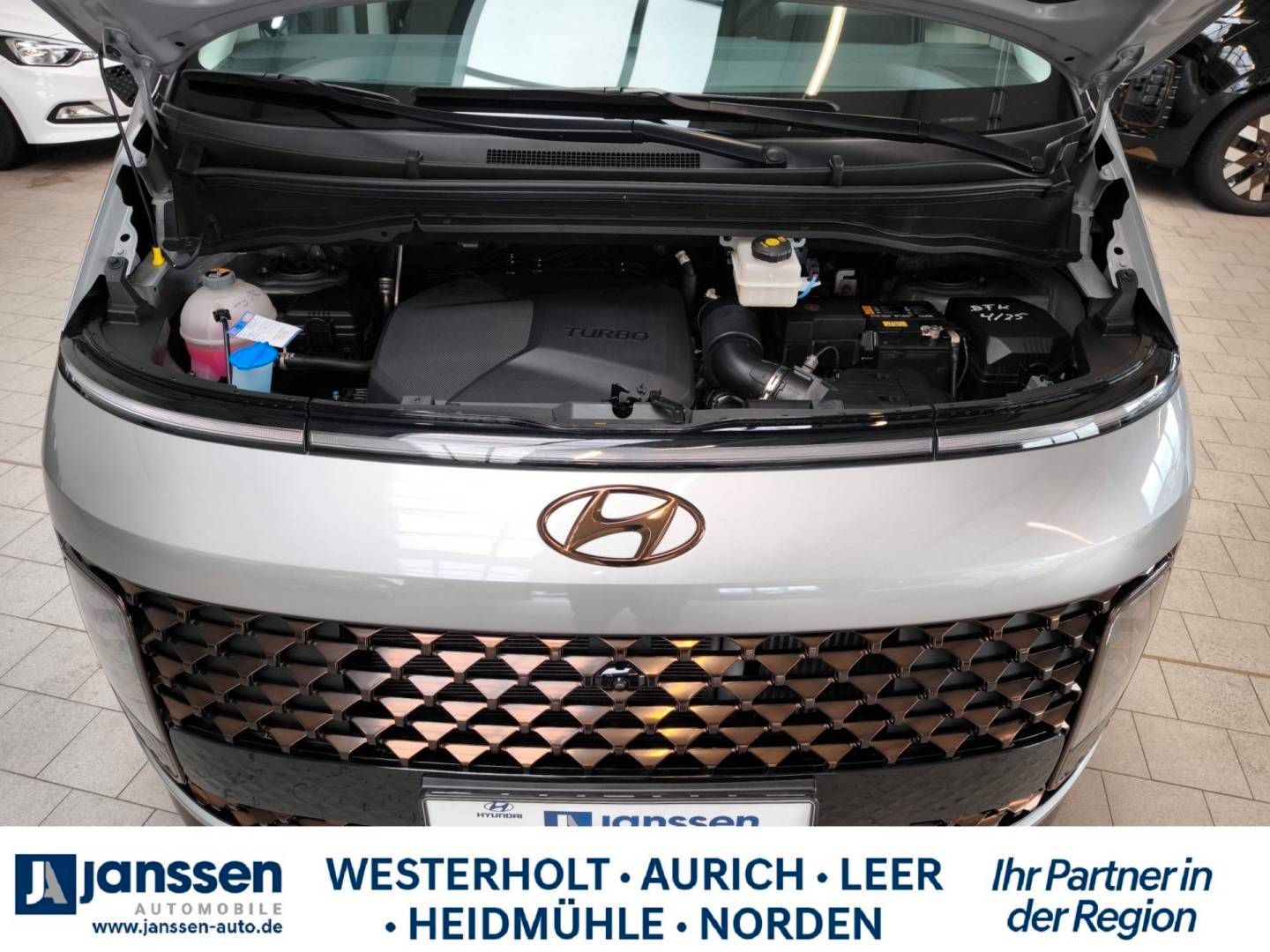 Fahrzeugabbildung Hyundai STARIA 7-Sitzer  SIGNATURE