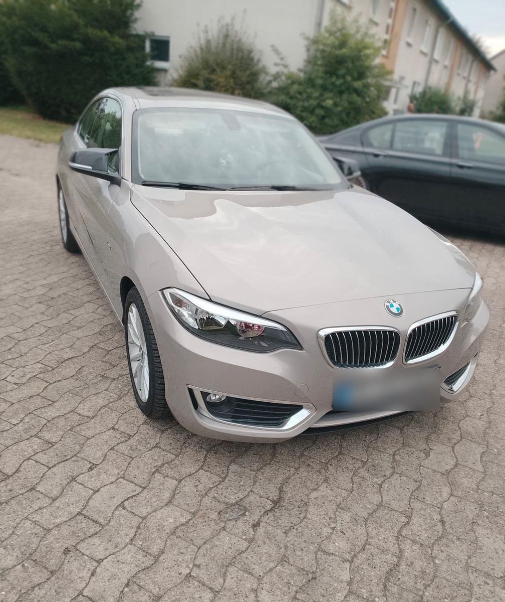 BMW 220