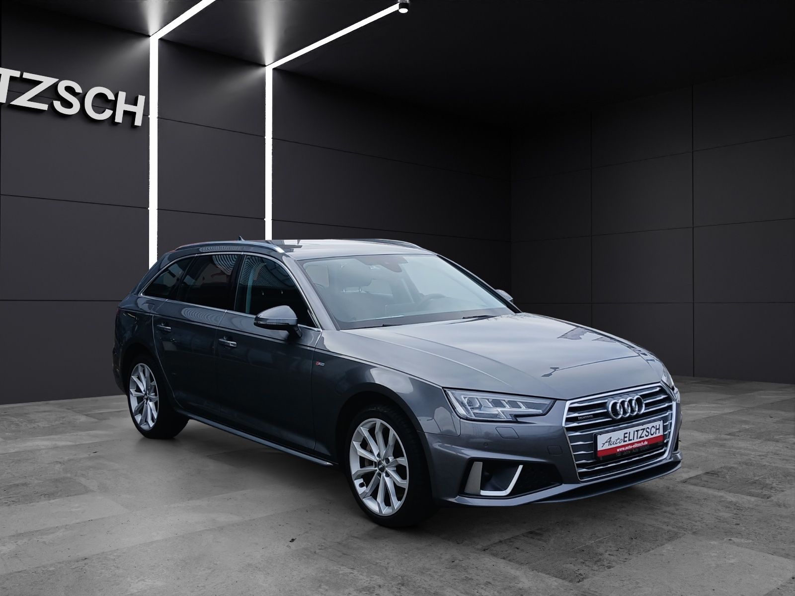Fahrzeugabbildung Audi A4 Avant 45 TDI sport quattro S-Line Matrix Navi