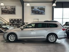 VW Passat Variant - Ansicht 5