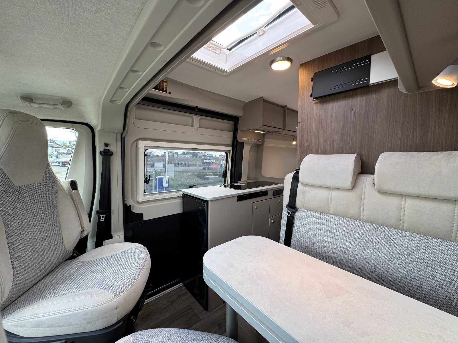 Fahrzeugabbildung Carado Pro CV 540 - SPRING SALE - 5.522€ SPAREN !