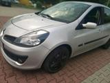 Renault Clio III Benziner 1.6 16V 88PS - Renault Clio: Ii V6