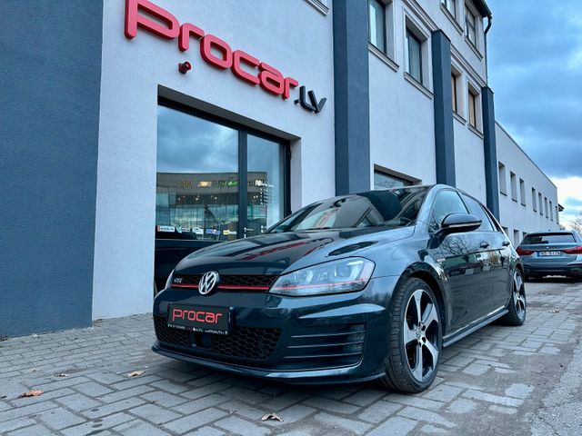 Volkswagen Golf 2.0 TSI BMT GTI