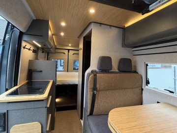 HYMER ERIBA HYMERCAR Redwood 601 Explorer Dieselheizung LED AHK NAVI