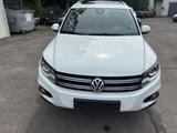 Volkswagen Tiguan Track & Style BMT 4Motion/AUTOMT/PANO/LED - Volkswagen Tiguan: Vollleder