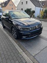 Volkswagen Tiguan 2.0 TDI SCR 176kW DSG 4MOTION Highlin... - VW Tiguan Gebrauchtwagen in Wuppertal