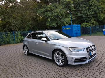 2015 AUDI S3 photo 1