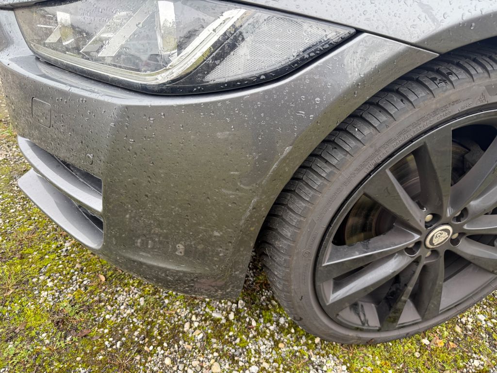 JAGUAR Xe – Bild 11 von 14