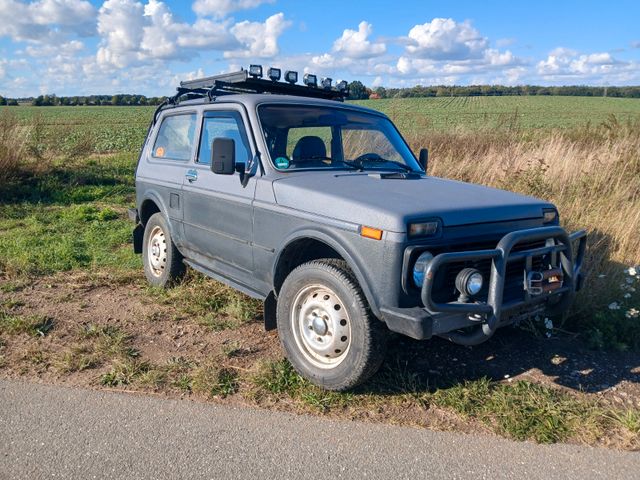 Lada Niva 1.7i 4x4