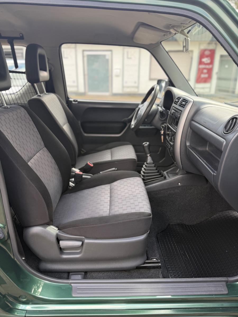 SUZUKI JIMNY 1.3 VVT 86ch RANGER 4X4 - ATTELAGE - 1ER PROPRIÉTAIRE - BARRES DE TOIT
