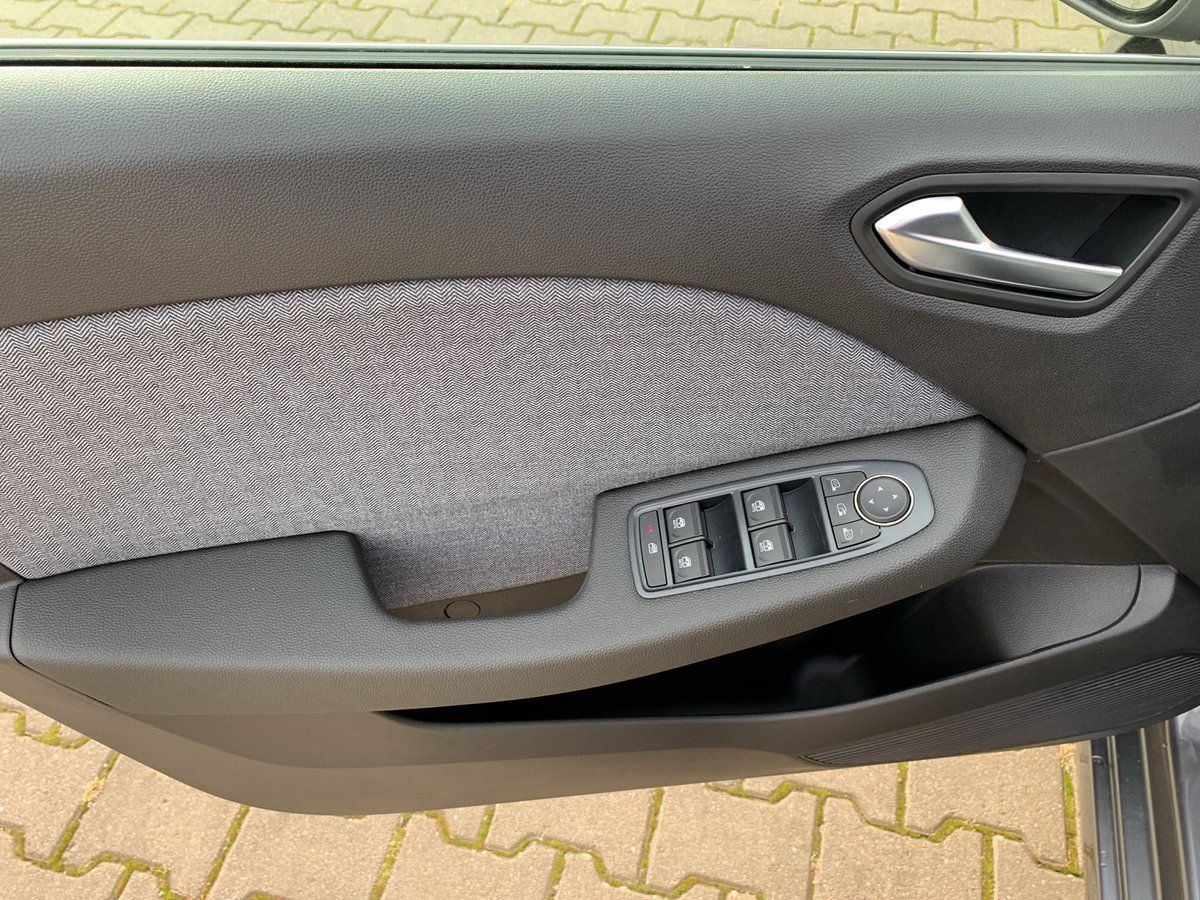 Renault Clio - Bild 19