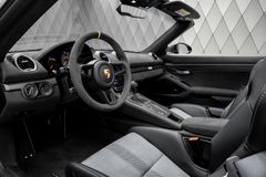 Boxster 718 RS Spyder BLACK/BLACK WEISSACH PACK