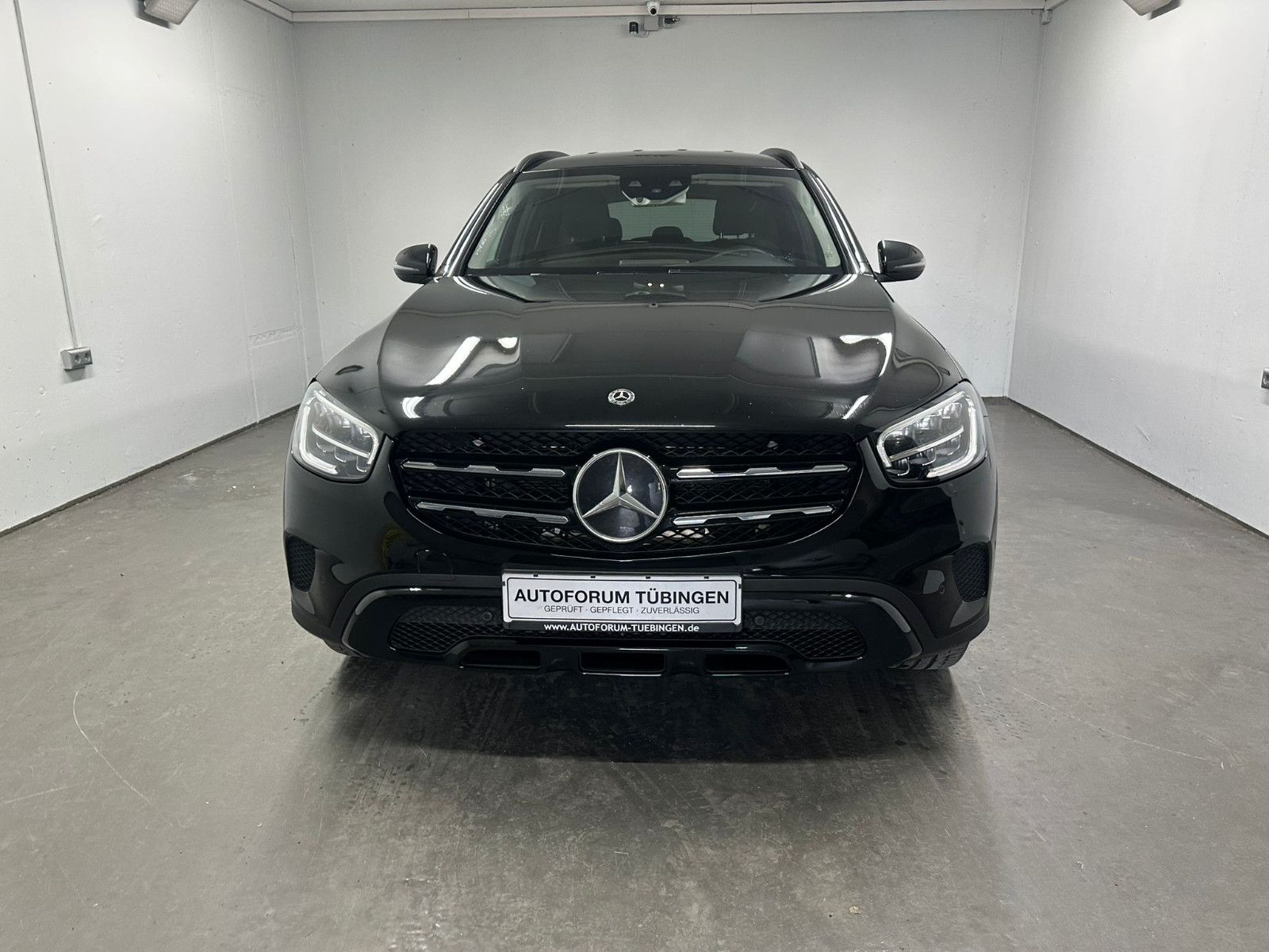 Fahrzeugabbildung Mercedes-Benz GLC 300 e 4MATIC Autom. *NIGHT*LED*AHK*