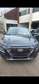 Hyundai KONA 1.6 T-GDI Premium DCT 4WD Premium - Hyundai KONA Gebrauchtwagen in München