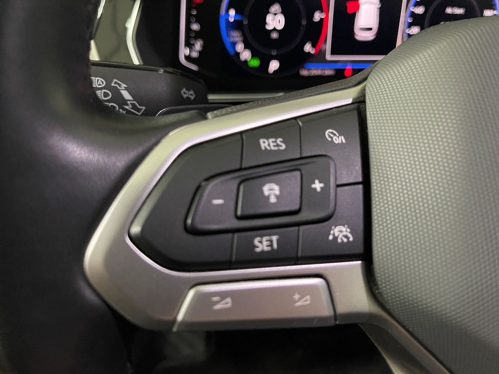 Volkswagen Passat Variant - Bild 23