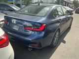 BMW 320 Sport Line Plug-in-H Leder Vernasca Pano LED - BMW 320 mit Hybrid-Antrieb