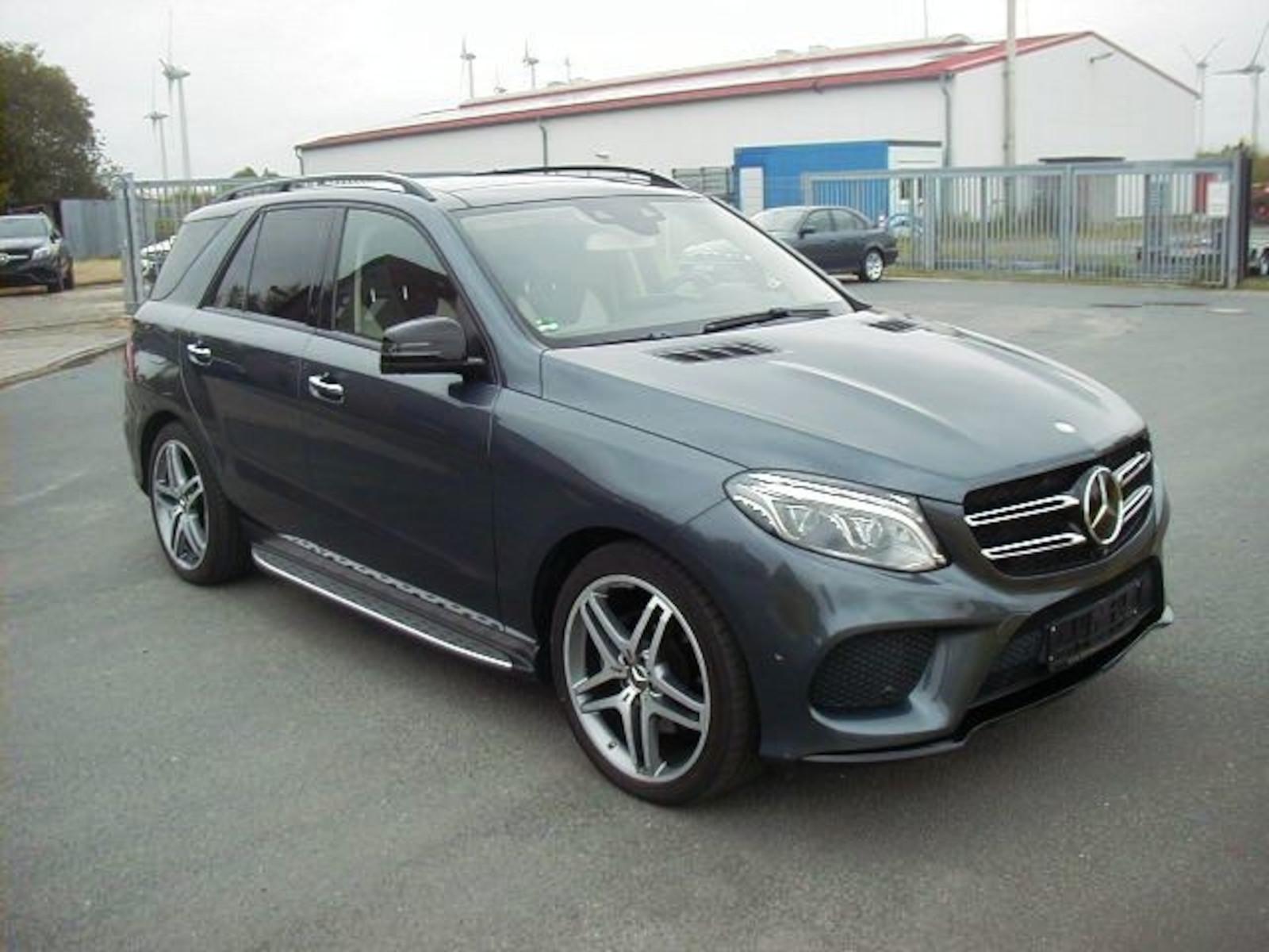 Mercedes-Benz GLE 350 d AMG+BO Sound+PANO+DISTR+360°+ILS+21+St