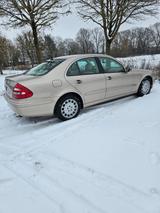 Mercedes-Benz 200 - Mercedes-Benz 200 aus 2004