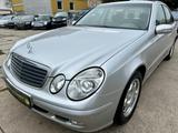 Mercedes-Benz E 240 CLASSIC* 1.-Hand* Automatik * PDC * Klima - gebrauchte Mercedes-Benz E 240 aus dem Jahr 2002