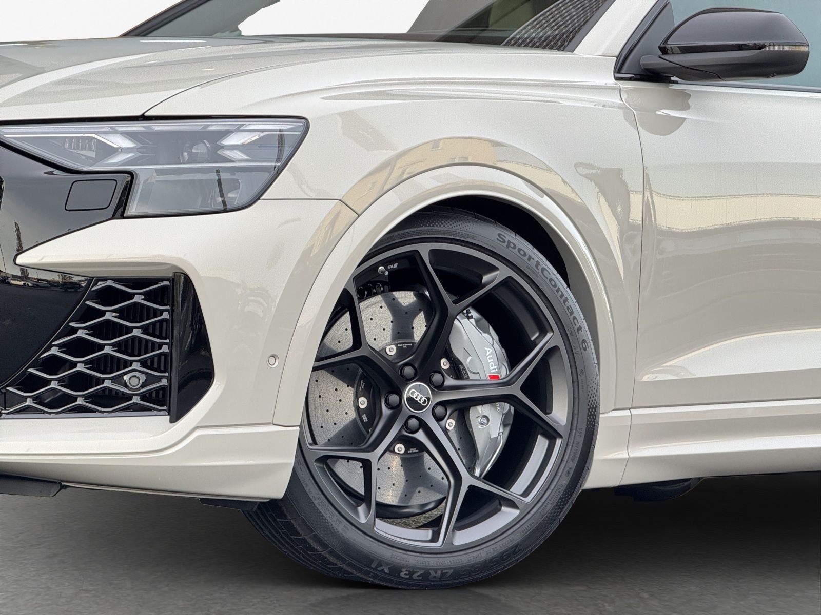 Audi RSQ8 - Bild 12