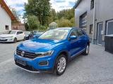 Volkswagen T-Roc 1.5 Style DSG LED ACC PDC - mit Benzin-Antrieb: Geländewagen, mit Klimaautomatik