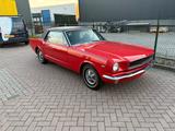 Ford Mustang Coupe V8 289 Rot automatik - Ford Mustang 289 Gebrauchtwagen