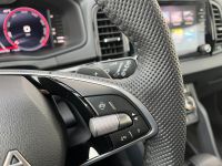 Skoda Karoq 1.5 TSI DSG Sportline NAV AHK MATRIX 5JGAR bei Autohaus Landmann & Maier OHG