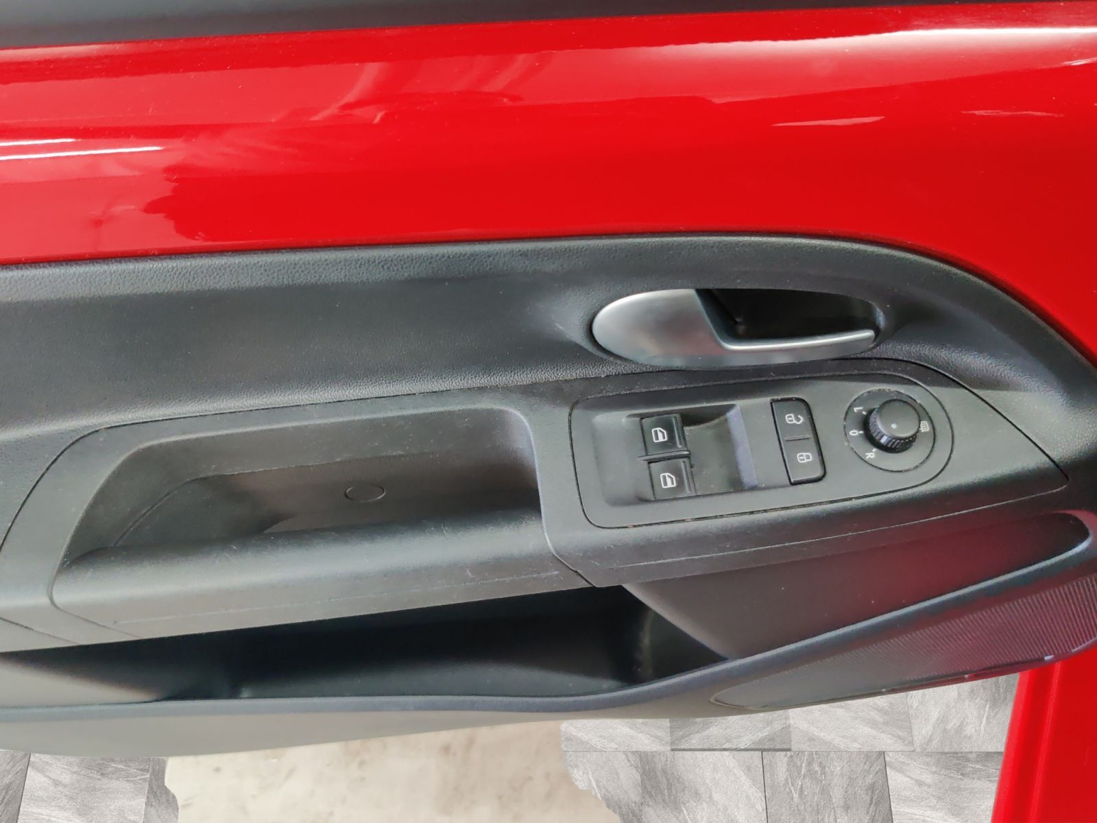 Volkswagen e-up! - Bild 11