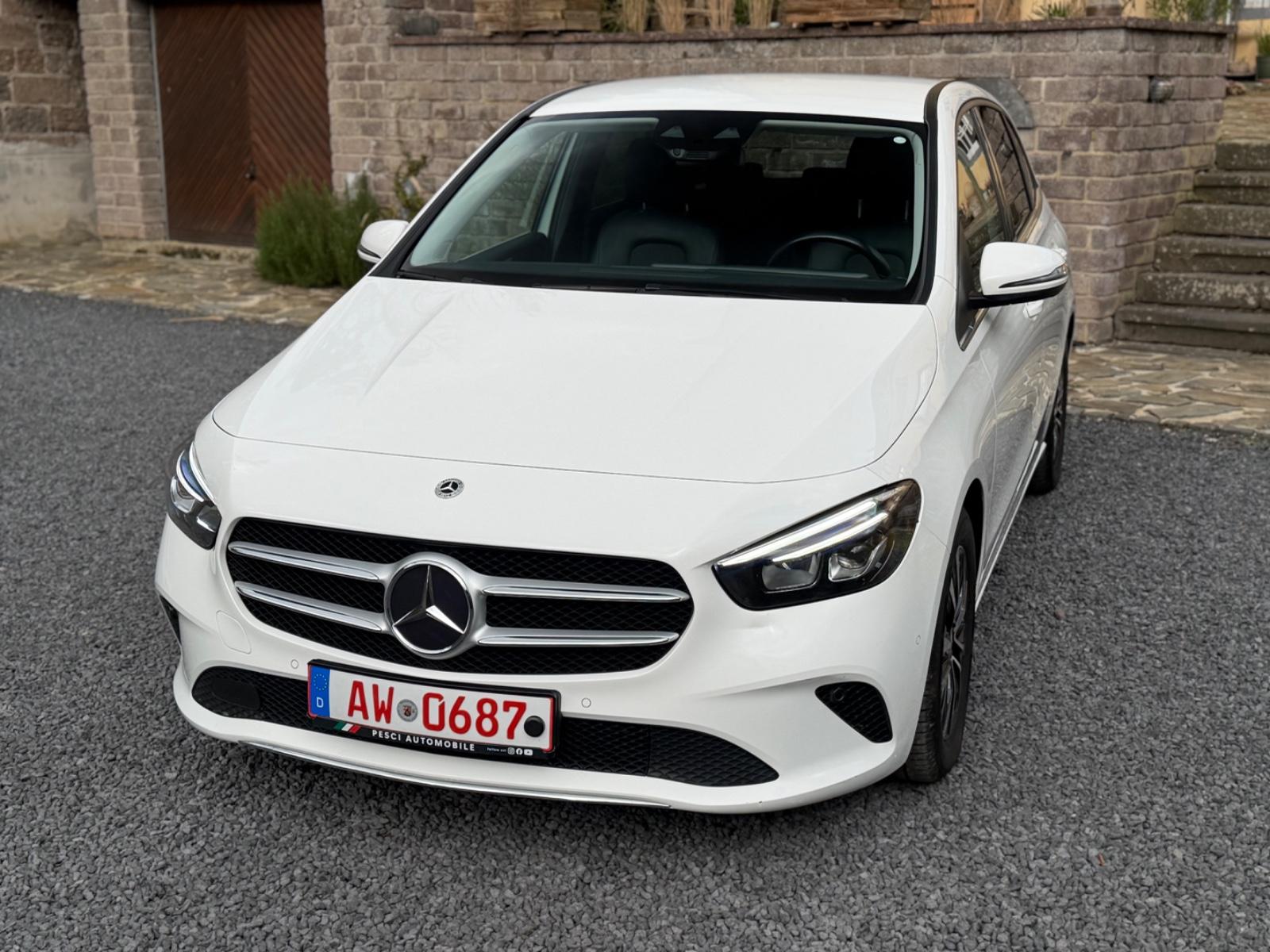 Mercedes-Benz B 200d Style AR-Navi LED MBUX High End Business