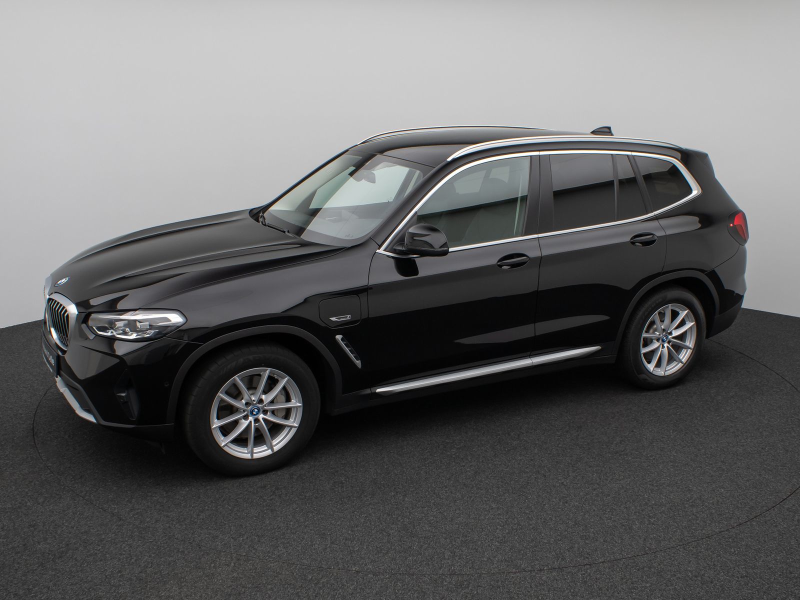 Fahrzeugabbildung BMW X3 xD30e DAB HiFi Kamera Leder Sportstz 18Zoll