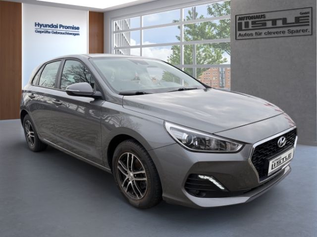 Fahrzeugabbildung Hyundai i30 Soko Navi 1.4 +NAVI+CARPLAY+RADIO+KLIMA+SHZ+