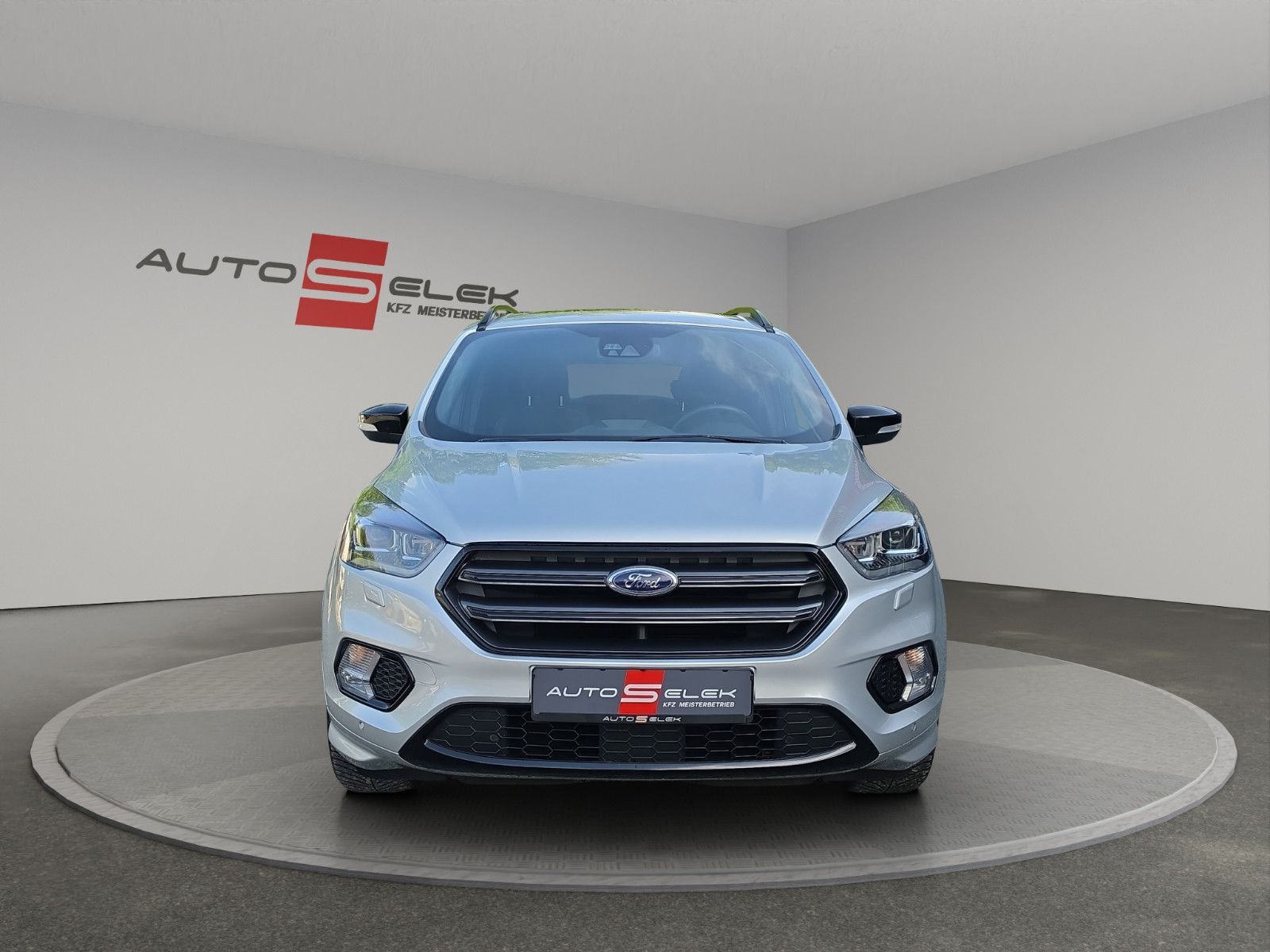 Fahrzeugabbildung Ford Kuga ST-Line Panorama-Dach Kamera Alcantara AHK