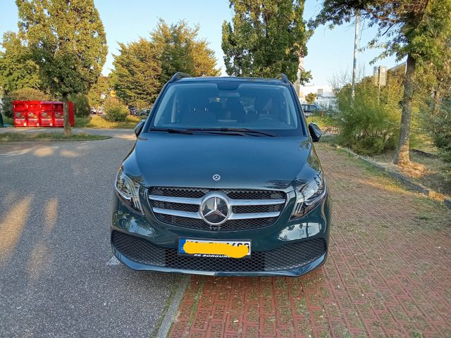 Mercedes-Benz V 220 d kompakt -