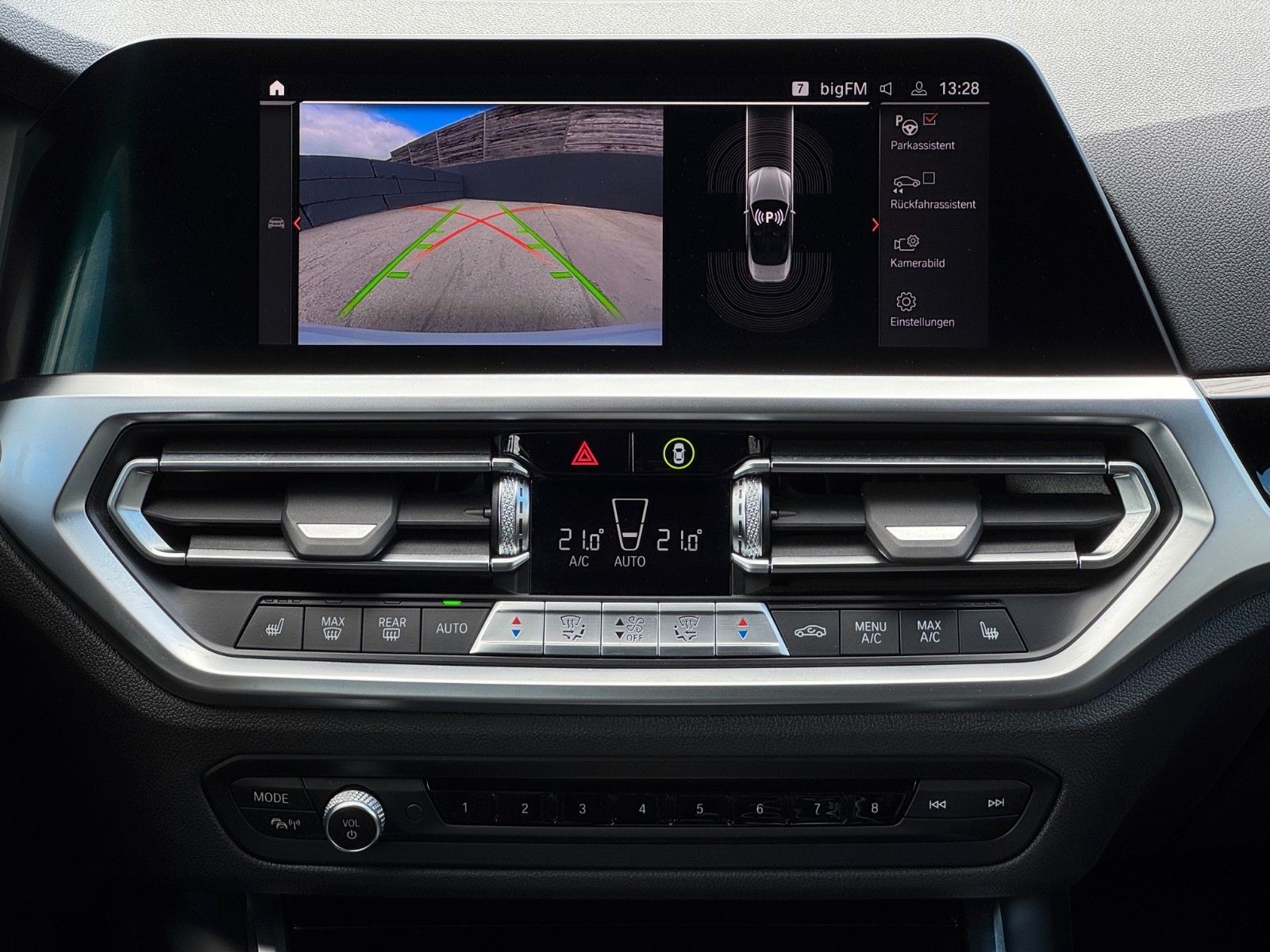 Fahrzeugabbildung BMW 420i Cabrio Aut. Memory Leder CAM HiFi AHK