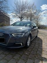Audi A3 Sportback e-tron | Automatik | Plugin-Hybrid - Audi A3 mit Hybrid-Antrieb: Grau