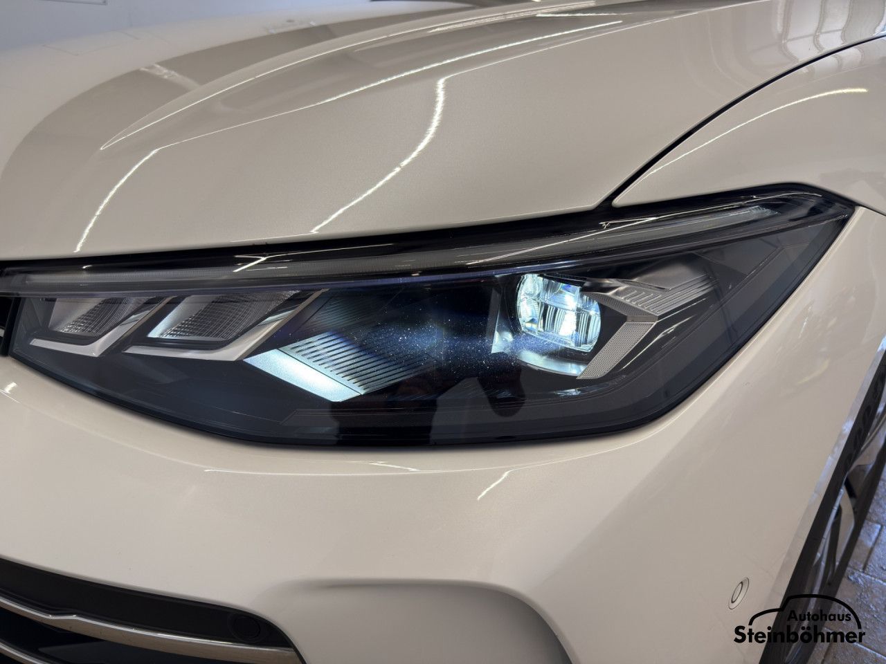 Volkswagen Passat - Bild 11