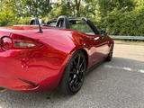Mazda MX5 von Liebhaber  - Mazda MX-5: Rot
