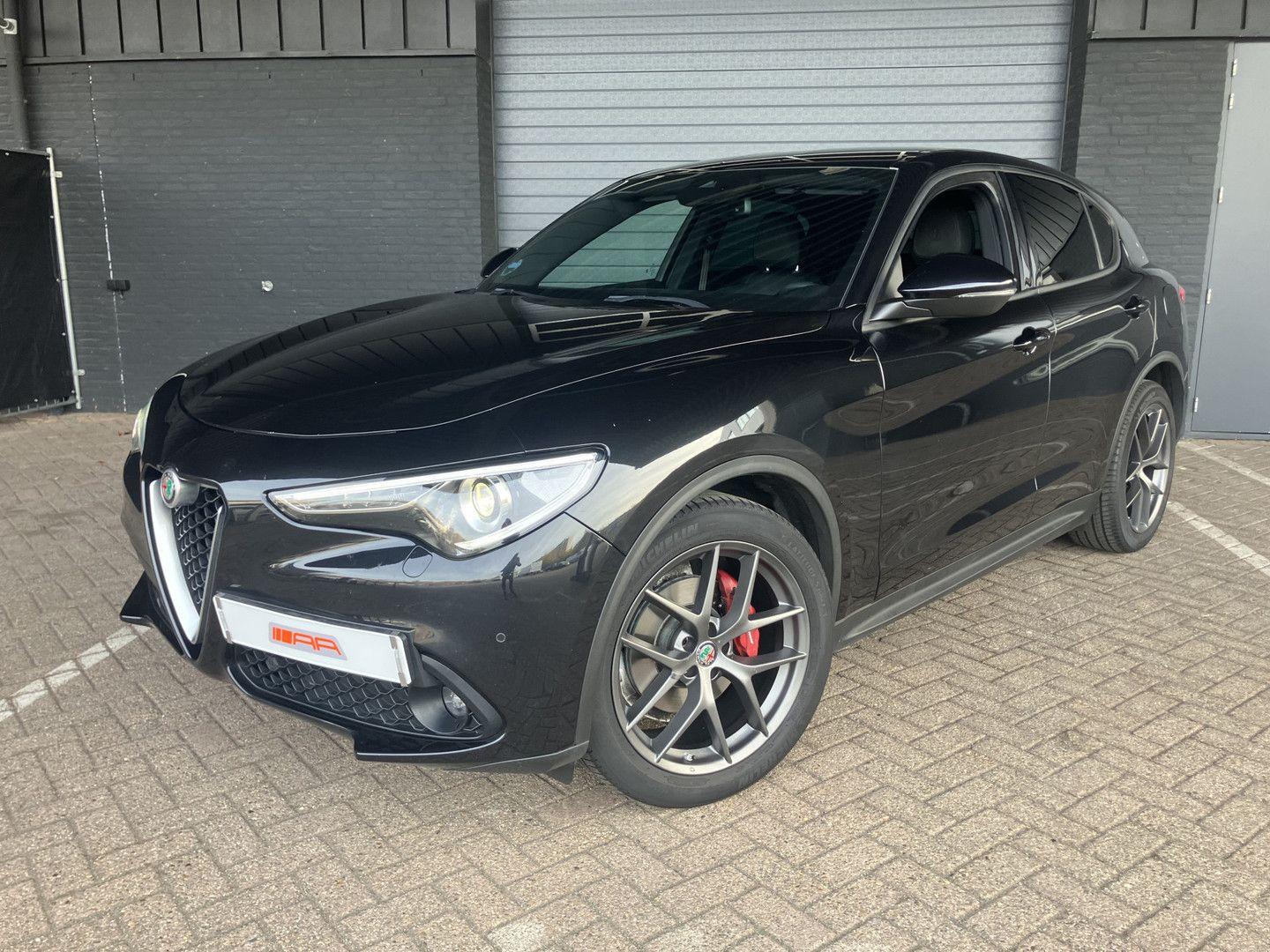 Alfa Romeo Stelvio 2.2d SUPER-XENON-LEDER-VOLL