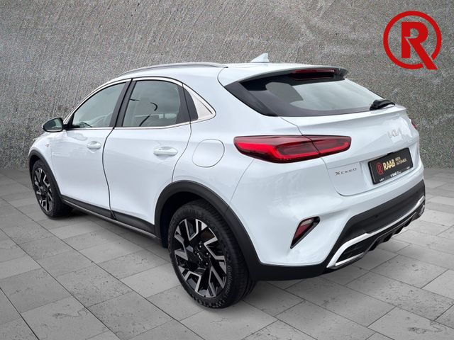 XCeed Vision Rückfahrkam. LenkradHZG Navi Spurha