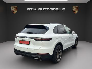 Porsche Cayenne - 9