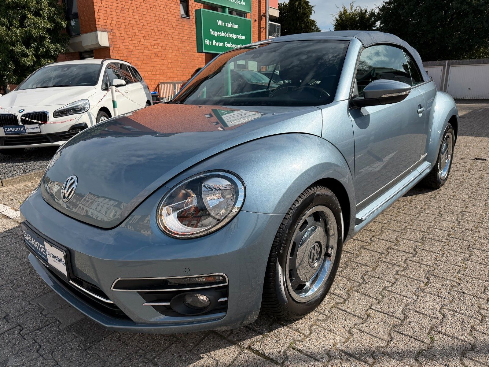 Fahrzeugabbildung Volkswagen Beetle Cabriolet SONDERM. DENIM AUTOM. SCHECKH.
