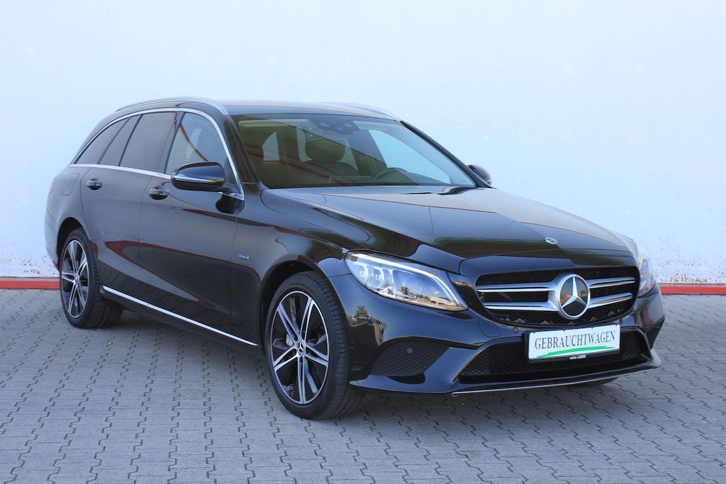 Image of Mercedes-Benz C 300