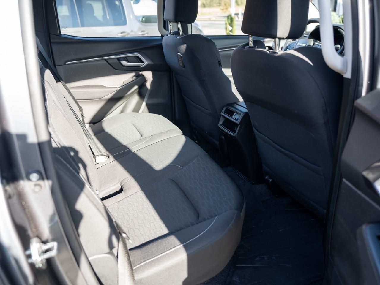 Fahrzeugabbildung Isuzu D-Max Double Cab 4WD LS mit Seilwinde