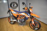 KTM 690 SMC R Supermoto mit Wheelsticker - Offers matching your search criteria