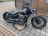 Harley-Davidson Breakout Custom Umbau