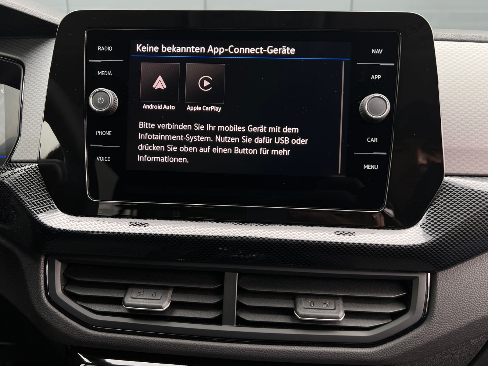 Fahrzeugabbildung Volkswagen T-Cross Life 1.0 TSI DSG *LED, ACC, Klima, Ready